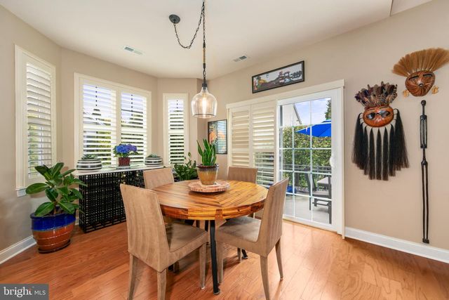 2 ALVERLEY CIR, Medford, NJ 08055