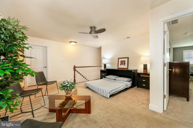 2 ALVERLEY CIR, Medford, NJ 08055