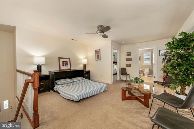 2 ALVERLEY CIR, Medford, NJ 08055