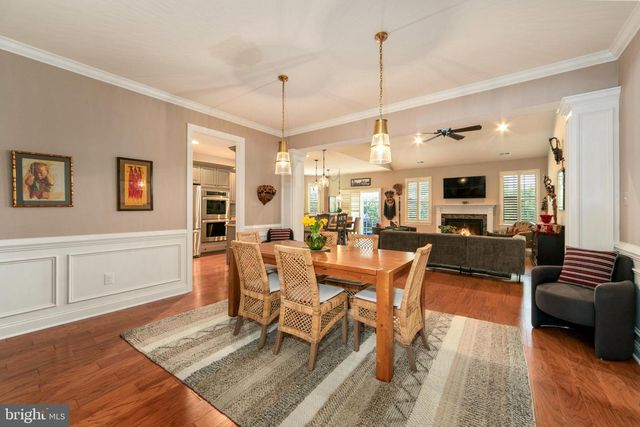 2 ALVERLEY CIR, Medford, NJ 08055