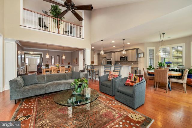 2 ALVERLEY CIR, Medford, NJ 08055