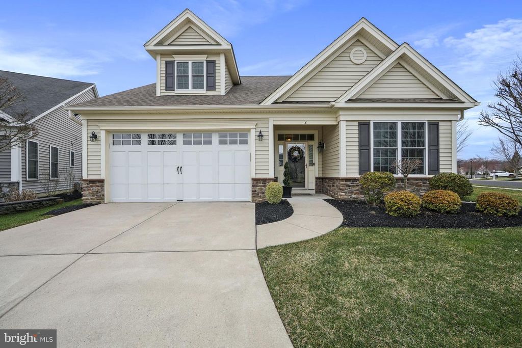 2 ALVERLEY CIR, Medford, NJ 08055