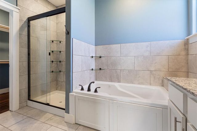 1100 Canyon Gate Drive, Siloam Springs, AR 72761