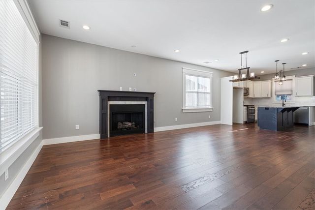 1100 Canyon Gate Drive, Siloam Springs, AR 72761