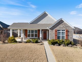 1100 Canyon Gate Drive, Siloam Springs, AR 72761