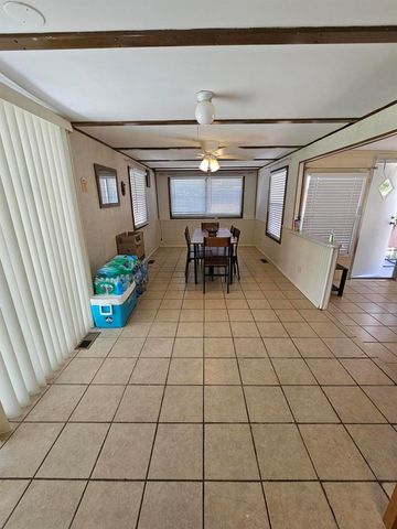 8550 SW 20th Street, Davie, FL 33324