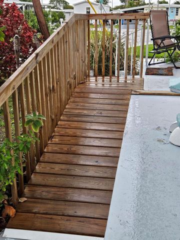 8550 SW 20th Street, Davie, FL 33324