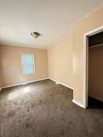 7248 Hupp Avenue, Warren, MI 48091