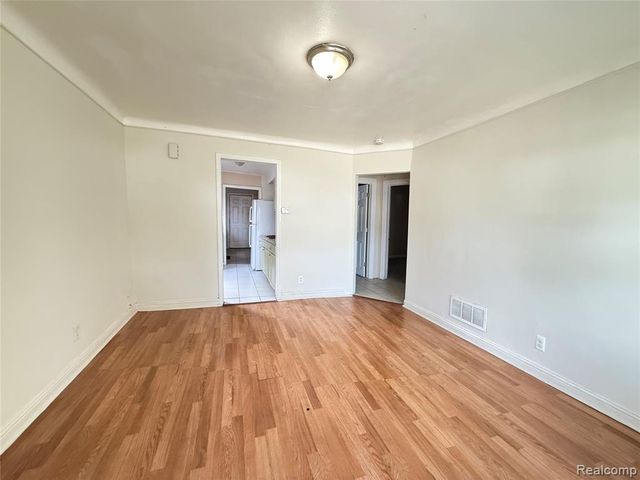 7248 Hupp Avenue, Warren, MI 48091