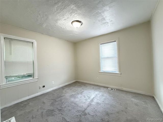 7248 Hupp Avenue, Warren, MI 48091
