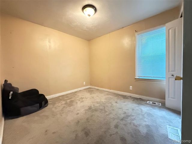 7248 Hupp Avenue, Warren, MI 48091