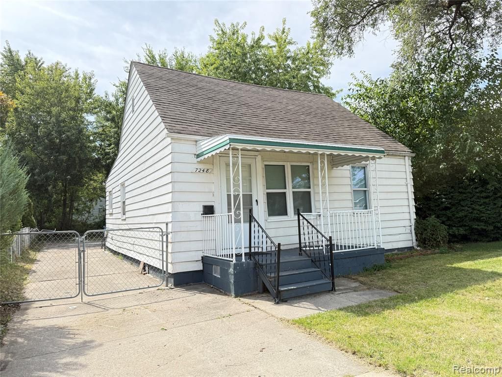 7248 Hupp Avenue, Warren, MI 48091