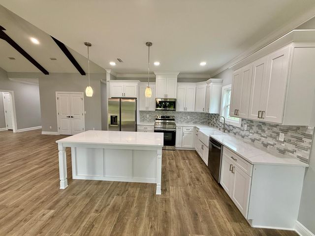899 Barfield, Cowarts, AL 36321