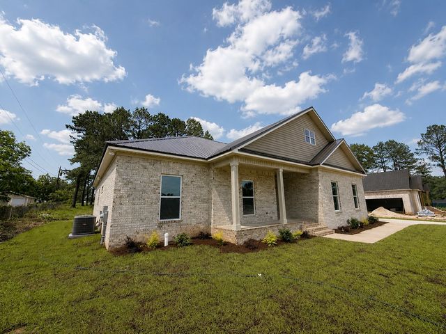 899 Barfield, Cowarts, AL 36321