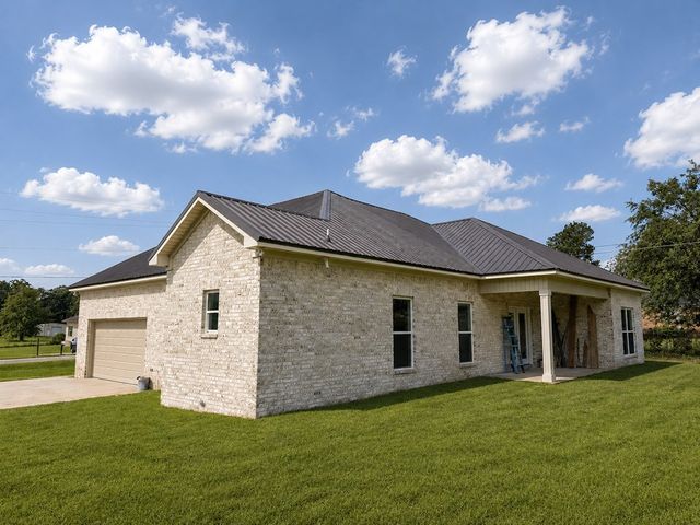 899 Barfield, Cowarts, AL 36321