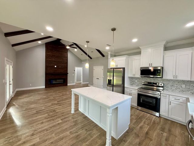 899 Barfield, Cowarts, AL 36321