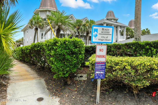 404 9TH Avenue N, Jacksonville Beach, FL 32250