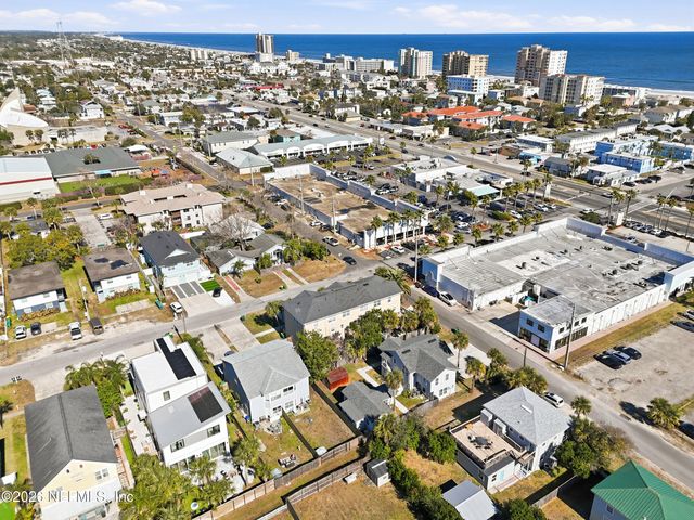 404 9TH Avenue N, Jacksonville Beach, FL 32250