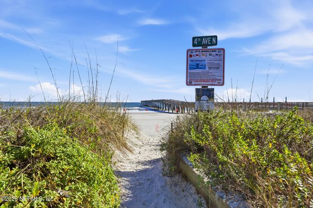404 9TH Avenue N, Jacksonville Beach, FL 32250