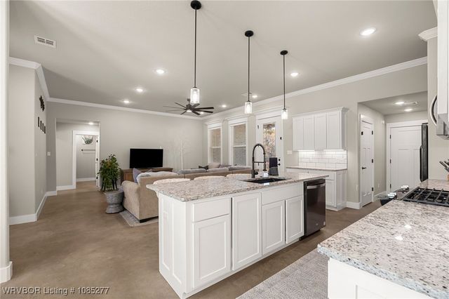 23288 Picturerock Road, Poteau, OK 74953