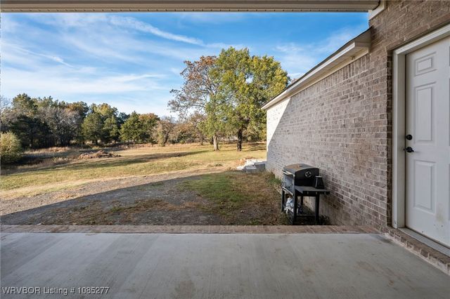 23288 Picturerock Road, Poteau, OK 74953