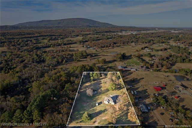 23288 Picturerock Road, Poteau, OK 74953