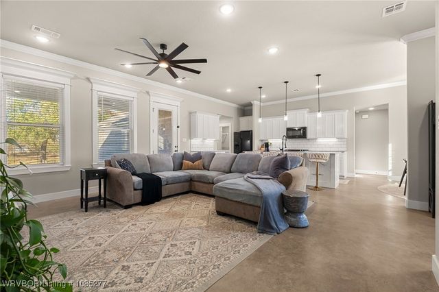 23288 Picturerock Road, Poteau, OK 74953