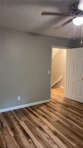 514 N Betty Jo Drive, Fayetteville, AR 72701