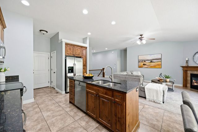 14623 S VISTA VALLEY DR, Draper, UT 84020