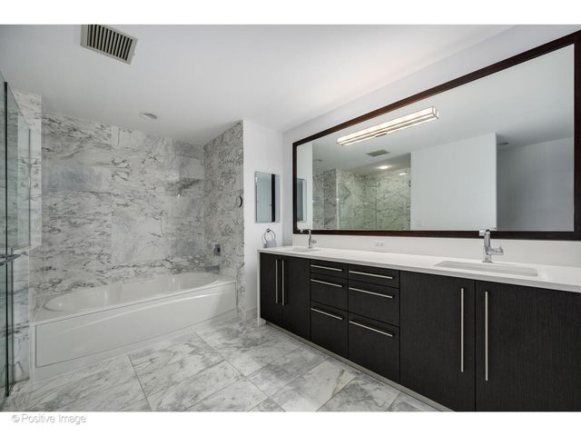 1201 S Prairie Avenue 3702, Chicago, IL 60605