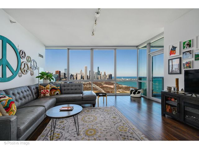 1201 S Prairie Avenue 3702, Chicago, IL 60605