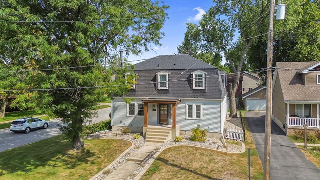 8505 White Oak Avenue, Munster, IN 46321