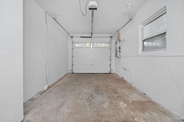 10105 Kenwood Road, Blue Ash, OH 45242