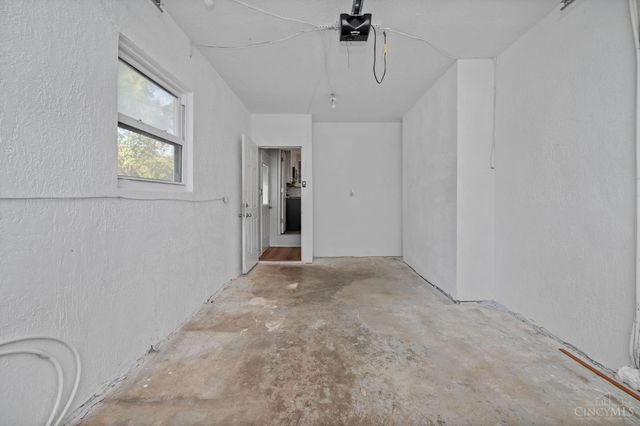 10105 Kenwood Road, Blue Ash, OH 45242