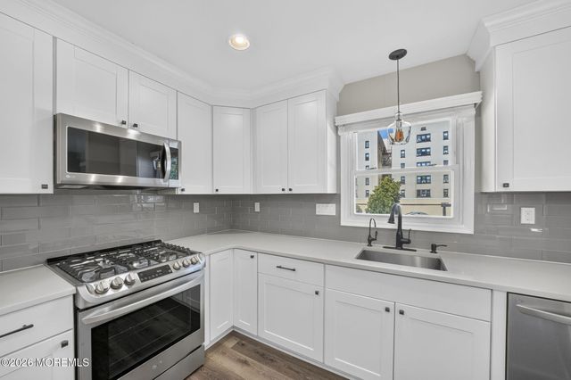 20 Pinckney Road A4, Red Bank, NJ 07701