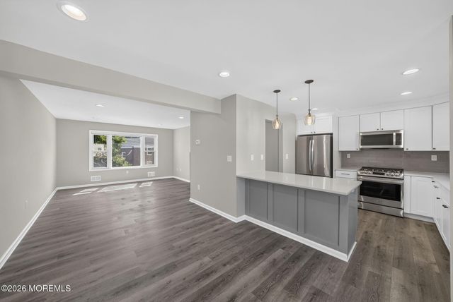 20 Pinckney Road A4, Red Bank, NJ 07701