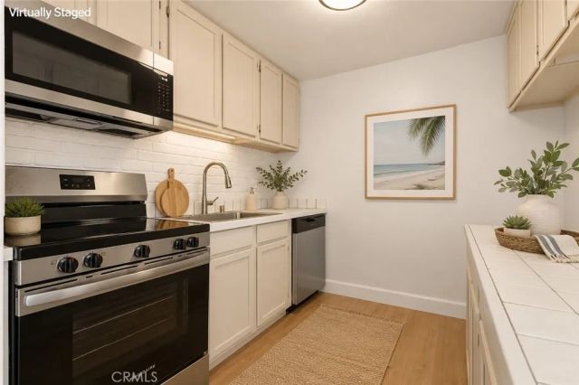 802 Camino Real 303, Redondo Beach, CA 90277