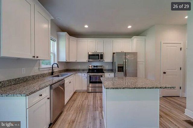 7 LIMOX LN, Fredericksburg, VA 22405