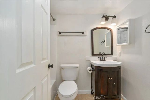 3535 Banbury 119, Riverside, CA 92505