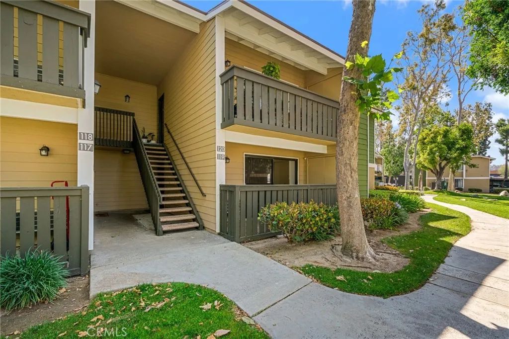 3535 Banbury 119, Riverside, CA 92505