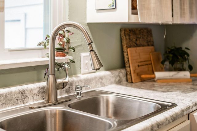 256 N Kellner Road, Columbus, OH 43209