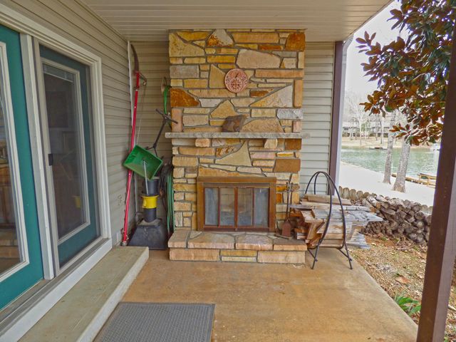 37 Los Indios Drive, Cherokee Village, AR 72529