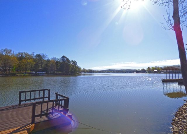 37 Los Indios Drive, Cherokee Village, AR 72529