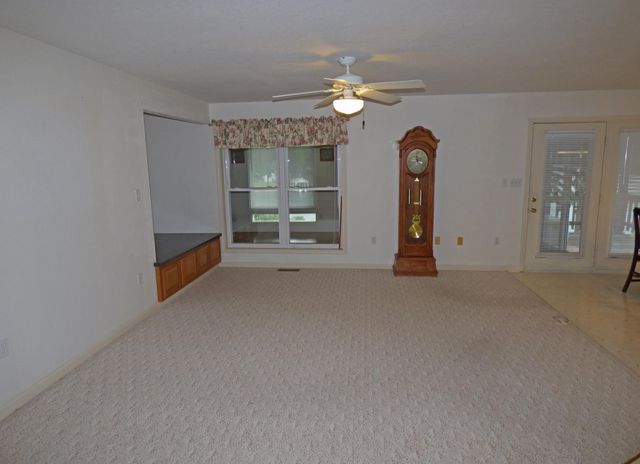 37 Los Indios Drive, Cherokee Village, AR 72529