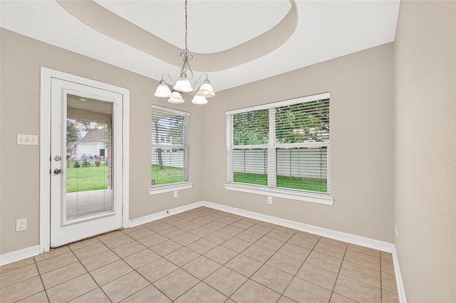 127 Monterrey Road W, Montgomery, TX 77356