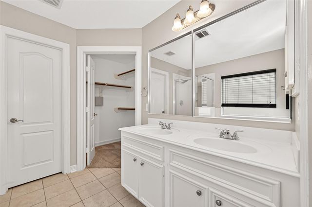 127 Monterrey Road W, Montgomery, TX 77356