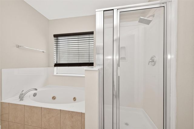 127 Monterrey Road W, Montgomery, TX 77356