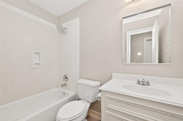 127 Monterrey Road W, Montgomery, TX 77356