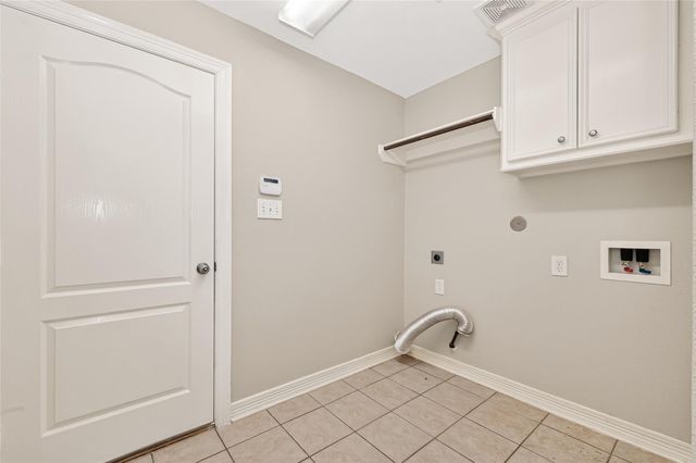 127 Monterrey Road W, Montgomery, TX 77356