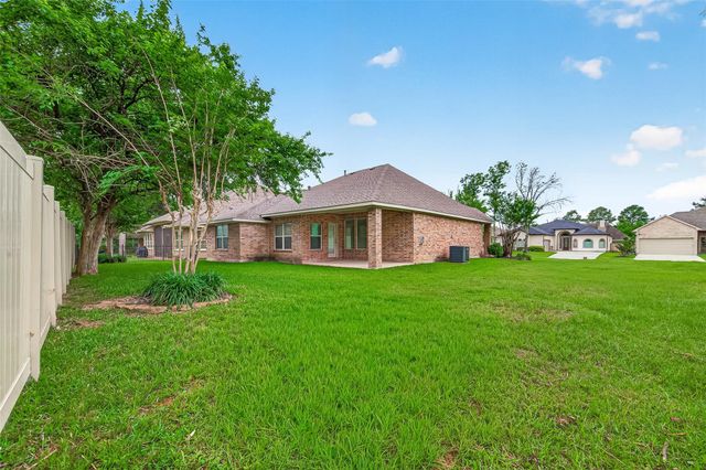 127 Monterrey Road W, Montgomery, TX 77356